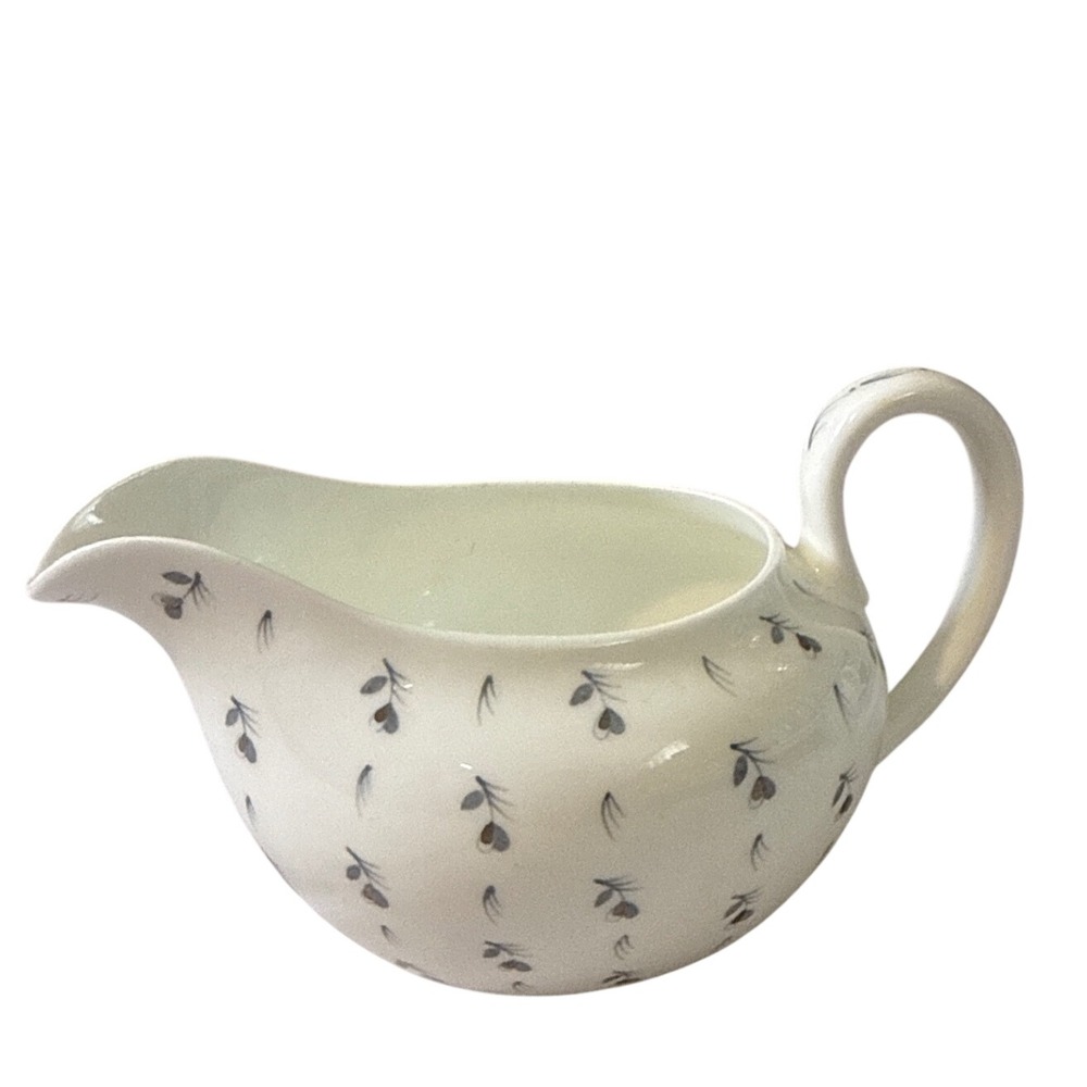 Vintage Wedgwood Bone China Sugar Bowl Creamer Set Made in England Gray Sprigs - Picture 5 of 7